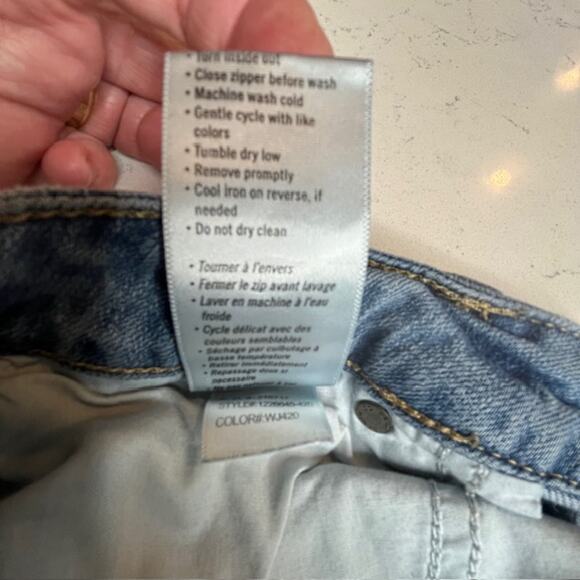 Paige Jimmy Jimmy Distressed Jean Shorts Size 26 - Picture 8 of 11